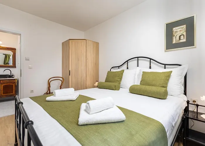 Bonihome Apartments