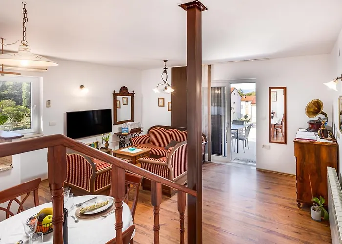 Bonihome Apartments